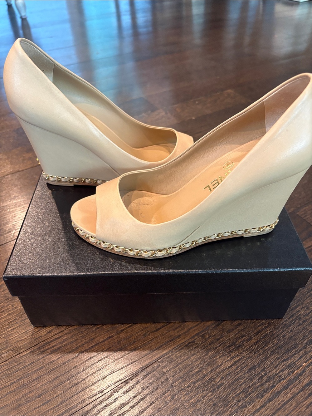 CHANEL Escarpin Ouver Peep-Toe Wedge with Gold Chain Detail.